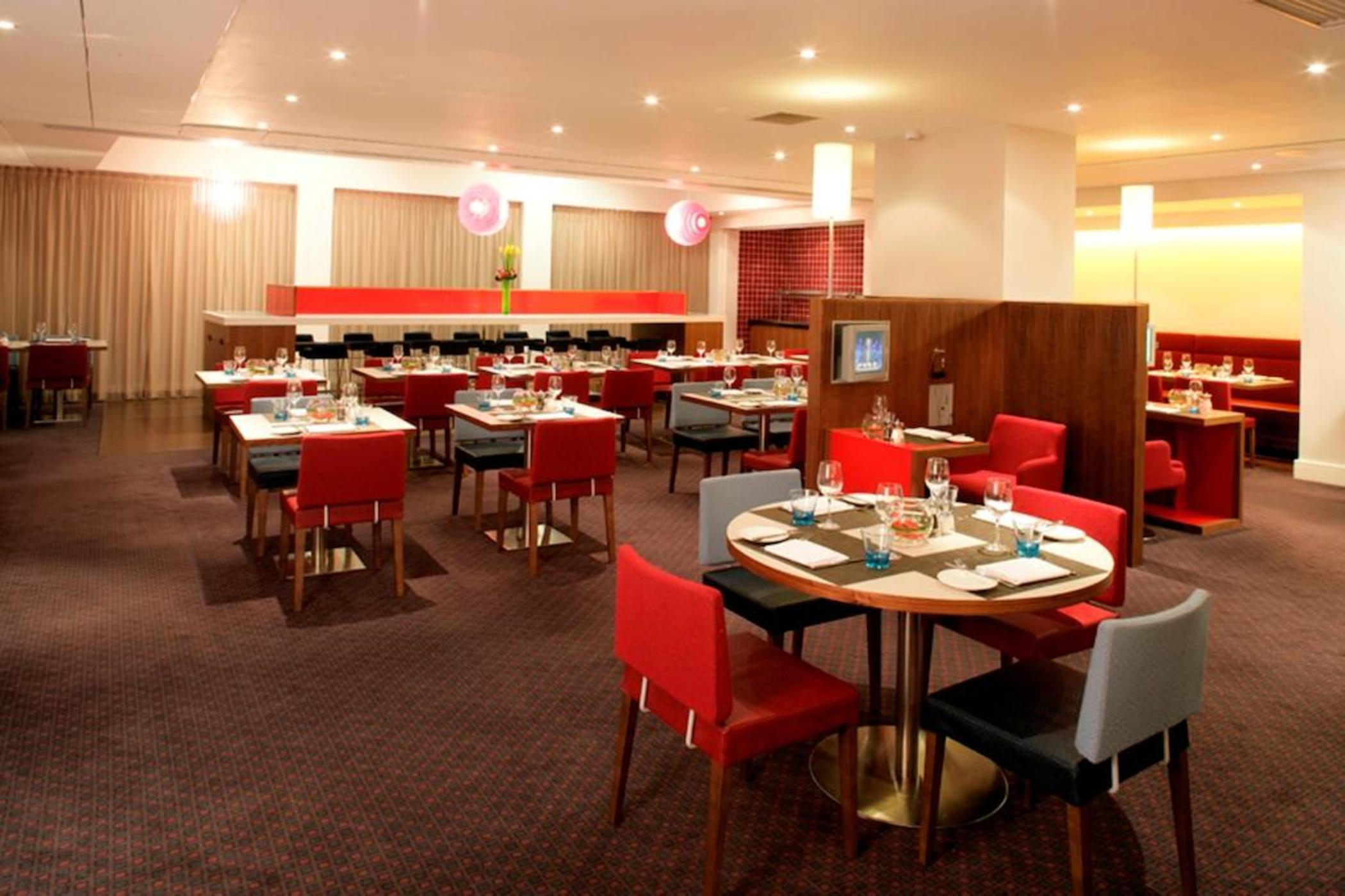 Novotel London Waterloo Restaurant photo
